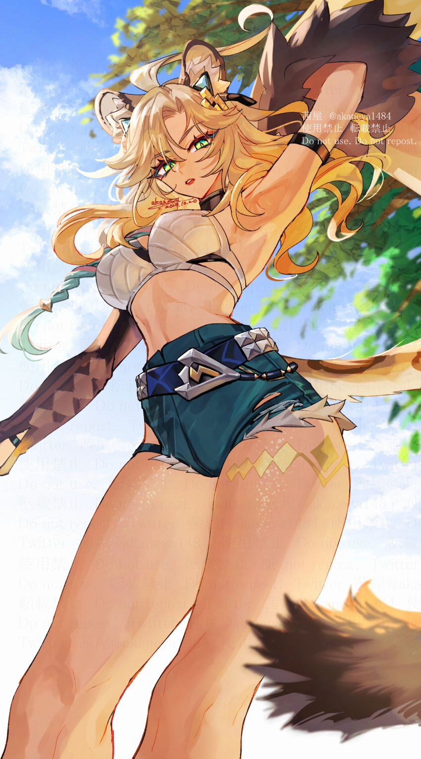 animal_ear_fluff animal_ears arm_up armlet armpits artist_name blonde_hair braid branch cloud cowboy_shot crop_top cutoffs denim denim_shorts detached_sleeves earrings female floating_hair fur-trimmed_jacket fur_trim genshin_impact green_eyes hair_between_eyes highres jacket jaguar_ears jaguar_girl jaguar_tail jewelry long_hair looking_at_viewer midriff ojo_aa parted_lips shorts single_braid single_detached_sleeve sky slit_pupils solo tail tan thighs tree watermark xilonen_(genshin_impact)