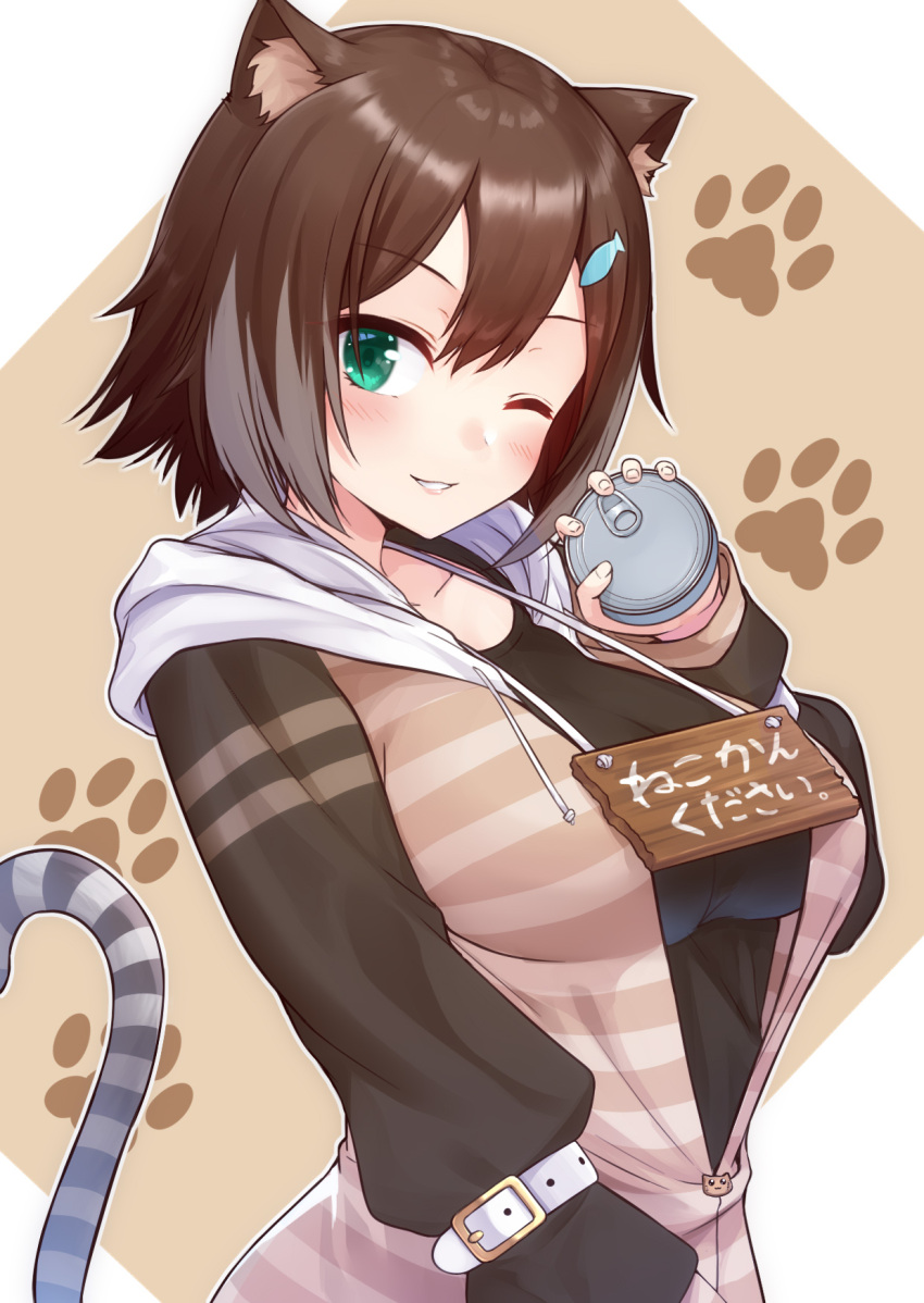 animal_ear_fluff animal_ears arm_strap black_shirt blush bob_cut breasts brown_background brown_hair brown_hoodie can cat_ears cat_tail commentary female fish_hair_ornament fumino_tamaki fumino_tamaki_(1st_costume) green_eyes hair_between_eyes hair_ornament hairclip highres holding holding_can hood hood_down hoodie large_breasts long_hoodie long_sleeves looking_at_viewer nijisanji one_eye_closed open_clothes open_hoodie outside_border paw_print pet_food shirt short_hair sign sign_around_neck smile solo striped_clothes striped_hoodie tail tenneko_yuuri translated undershirt unzipped upper_body virtual_youtuber white_background zipper