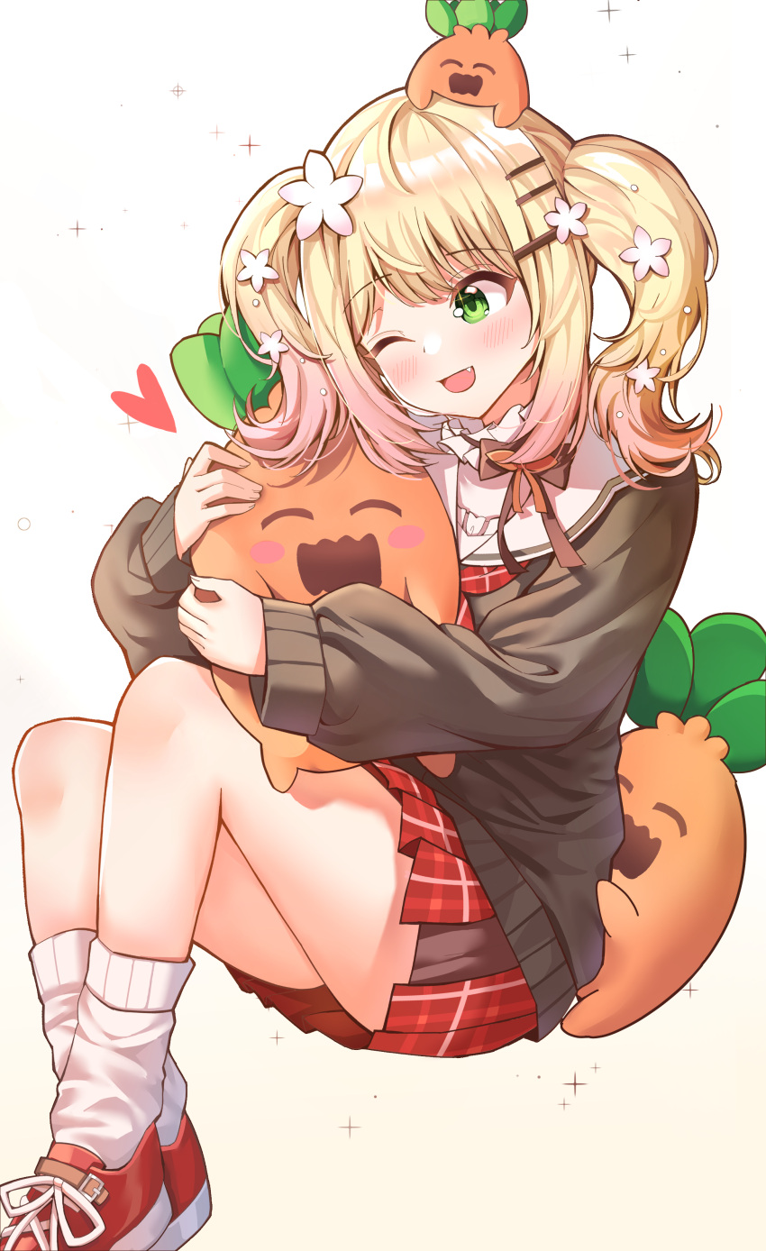 ;d absurdres blonde_hair blush brown_cardigan cardigan commentary female flower gradient_hair green_eyes hair_flower hair_ornament hairclip highres hinen hololive long_hair miniskirt momosuzu_nene momosuzu_nene_(casual) multicolored_hair nekko_(momosuzu_nene) oerba_yun_fang official_alternate_costume official_alternate_hair_length official_alternate_hairstyle one_eye_closed open_mouth pink_hair plaid plaid_skirt pleated_skirt red_skirt sailor_collar school_uniform serafuku skirt smile socks solo_focus twintails virtual_youtuber white_sailor_collar white_socks