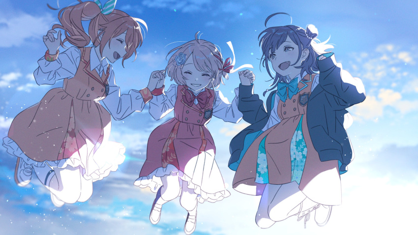 3girls ahoge bow braid dress green_bow green_eyes hair_ornament hair_ribbon hanamaru_hareru hanayori_jyoshiryou hechima_(issindotai) highres jumping kano_(hanayori_jyoshiryou) kohigashi_hitona multiple_girls orange_dress orange_hair pink_hair purple_eyes purple_hair red_ribbon ribbon ribbon_braid side_braid side_ponytail virtual_youtuber x_hair_ornament