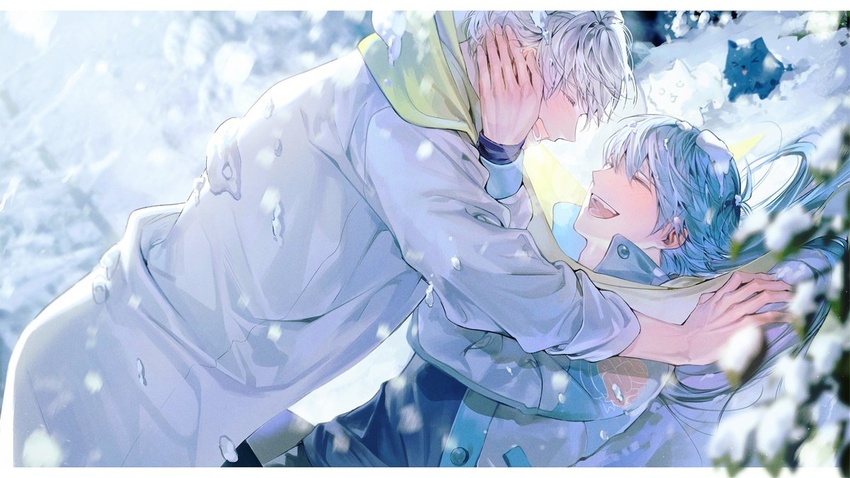 >_< 2boys blue_hair canine clear_(dramatical_murder) closed_eyes dramatical_murder everydaysleep long_hair long_sleeves male_focus multiple_boys on_bed open_mouth outdoors ren_(dramatical_murder) scarf seragaki_aoba short_hair smile snow snowflakes white_hair yaoi yellow_scarf