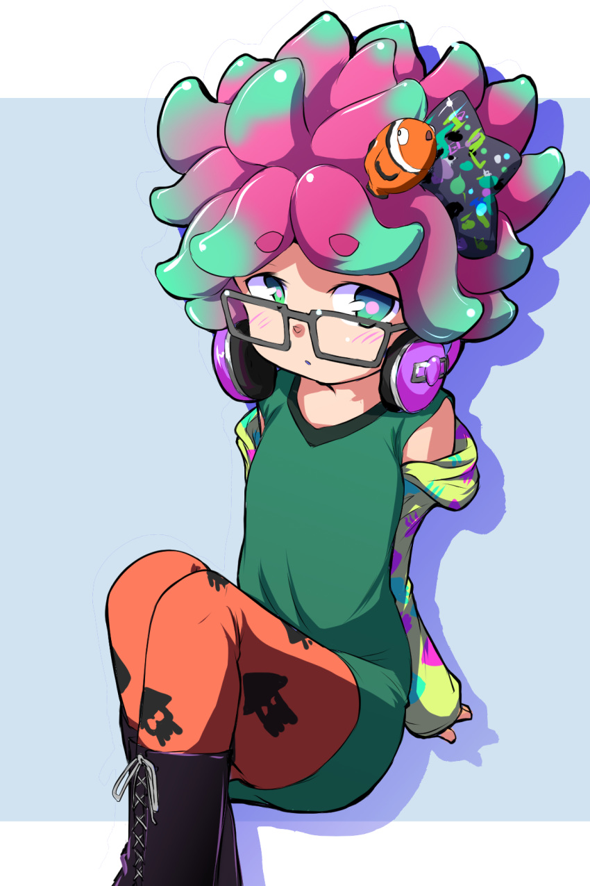 annie_(splatoon) arm_support black-framed_eyewear black_footwear boots clownfish commentary cross-laced_footwear dress female fish glasses gradient_hair green_dress green_eyes green_hair green_jacket grey_background hair_ornament headphones headphones_around_neck highres jacket lace-up_boots leaning_back light_blush long_sleeves looking_at_viewer looking_over_eyewear moe_(splatoon) multicolored_hair off_shoulder orange_pantyhose outside_border pantyhose pink_hair pink_pupils print_pantyhose shadow short_dress short_hair sitting sleeveless sleeveless_dress solo splatoon_(series) splatoon_1 squid_print star_(symbol) star_hair_ornament tentacle_hair toraneko555 tropical_fish