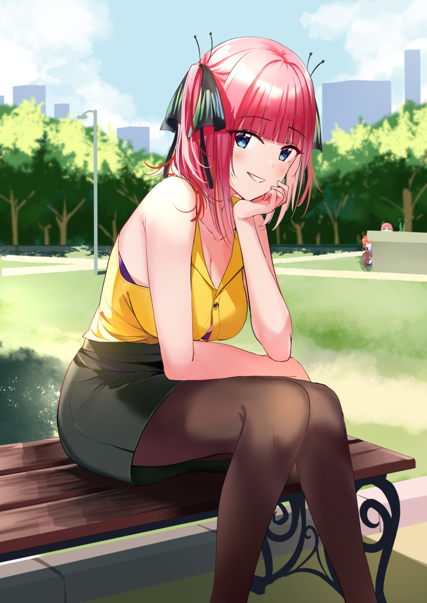 5-toubun_no_hanayome cleavage nakano_miku nonbiri pantyhose