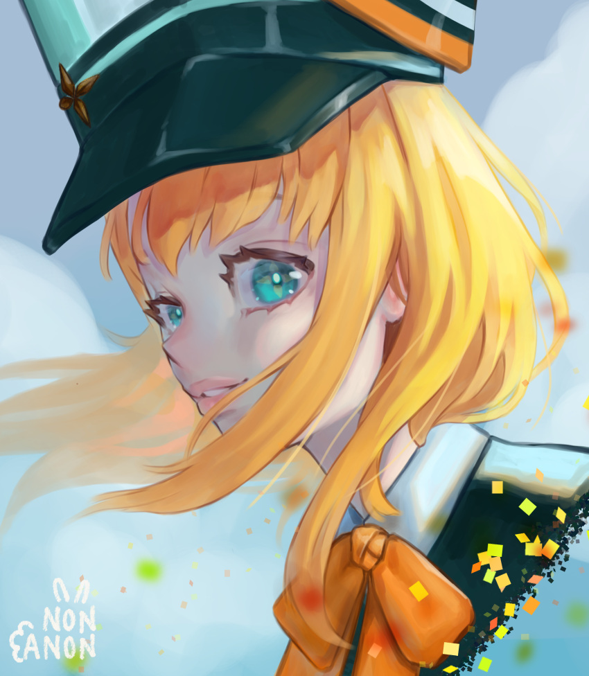 anon_non_(artist) artist_name blue_background blue_eyes bow clip_studio_paint_(medium) female floating_hair from_side green_headwear highres looking_at_viewer medium_hair orange_bow parted_lips pengin_pina penguin_girl pink_lips portrait prism_project smile solo virtual_youtuber