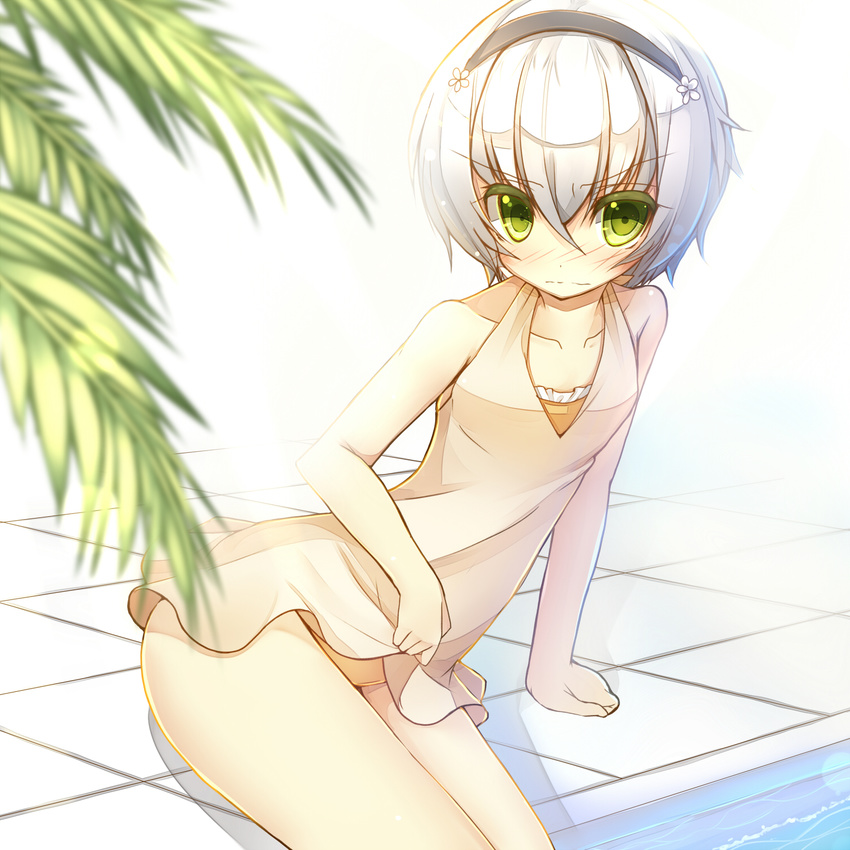 bare_shoulders blush breasts female green_eyes hairband if_(asita) kurogane_shizuku rakudai_kishi_no_cavalry short_hair swimsuit water wavy_mouth white_hair