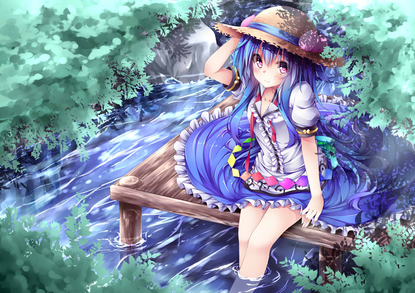 blue_hair blush hat hinanawi_tenshi jpeg_artifacts pink_eyes touhou tyaba_neko water