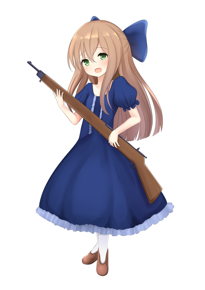 :d absurdres aged_down bad_id bad_pixiv_id blue_bow blue_dress blush bolt_action bow brown_footwear commentary_request dress female frilled_dress frills full_body girls'_frontline green_eyes gun hair_between_eyes hairbow head_tilt highres holding holding_gun holding_weapon light_brown_hair long_hair looking_at_viewer m1903_springfield neko_miyabi_(artist) open_mouth puffy_short_sleeves puffy_sleeves rifle shoes short_sleeves simple_background smile solo springfield_(girls'_frontline) standing very_long_hair weapon white_background