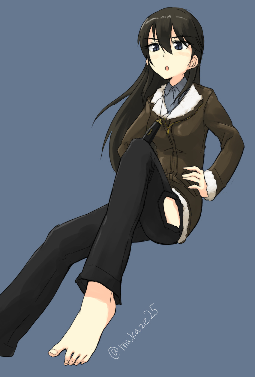 :o adolfine_galland barefoot black_hair black_pants blue_background blue_eyes bomber_jacket commentary_request feet female hands_on_own_hips highres hip_vent jacket long_hair makaze_(t-junction) monocular open_mouth pants simple_background sitting solo strike_witches_zero toes twitter_username v-shaped_eyebrows world_witches_series