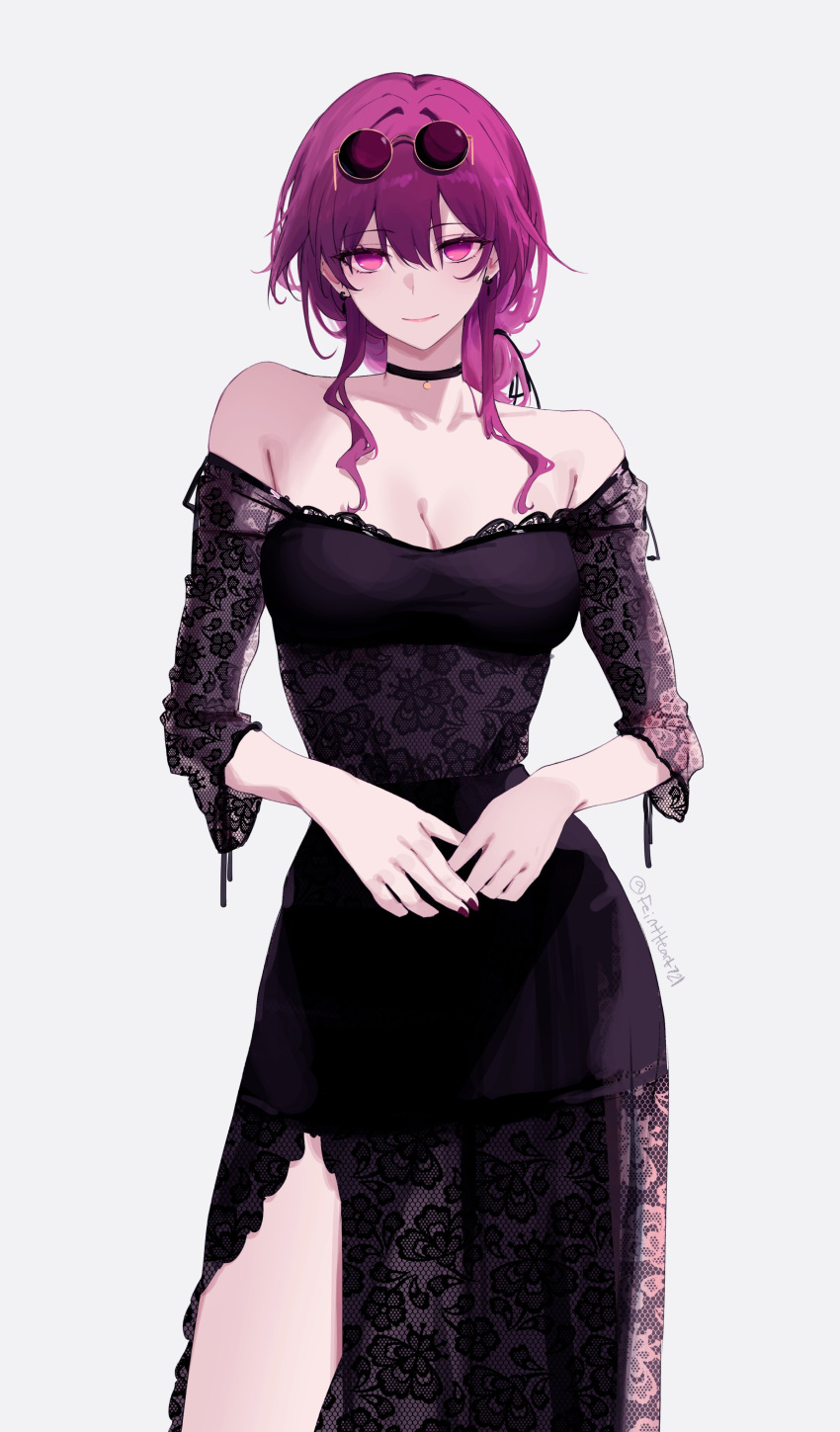 absurdres bare_shoulders black_choker black_dress breasts choker cleavage commentary cowboy_shot dress feint721 female grey_background highres honkai:_star_rail honkai_(series) kafka_(honkai:_star_rail) long_hair long_sleeves looking_at_viewer off-shoulder_dress off_shoulder purple_eyes purple_hair simple_background smile solo standing