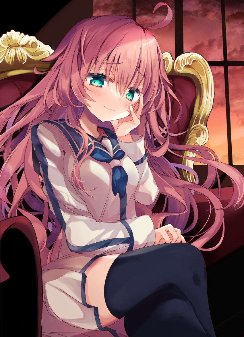 ahoge crossed_legs dies_irae female green_eyes hand_on_own_face hand_on_own_thigh highres kasane_(cynthia) long_hair looking_at_viewer pink_hair rusalka_schwagerin school_uniform serafuku shinza_bansho_series sitting smile solo thighhighs