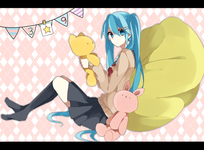 39 aqua_eyes aqua_hair argyle_background bad_id bad_pixiv_id female hair_ornament hairclip hatsune_miku highres kannagi_aohi kneehighs letterboxed long_hair school_uniform serafuku sitting skirt socks solo stuffed_animal stuffed_cat stuffed_rabbit stuffed_toy sweater twintails vocaloid