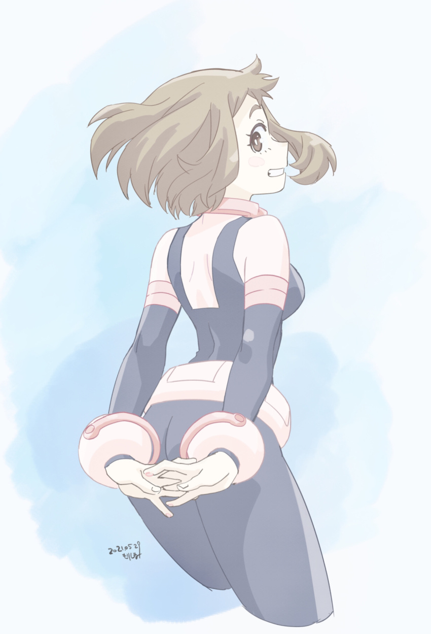 arms_behind_back artist_name blue_background blue_bodysuit bodysuit boku_no_hero_academia brown_eyes brown_hair dated female from_side gradient_background highres looking_at_viewer looking_back morishima_noriko multicolored_bodysuit multicolored_clothes own_hands_together pink_bodysuit short_hair sidelocks skin_tight smile solo superhero_costume teeth tight_clothes uraraka_ochako white_background