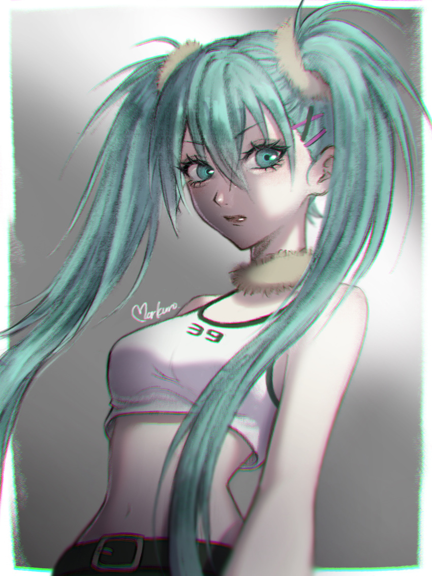 angry artist_name belt black_belt border breasts brown_choker choker clip_studio_paint_(medium) commentary crop_top female floating_hair fur_choker grey_background hair_behind_ear hair_between_eyes hair_ornament hairclip hatsune_miku highres leaning_back looking_at_viewer makuroillust medium_breasts midriff navel outside_border solo twintails upper_body v-shaped_eyebrows vocaloid white_border