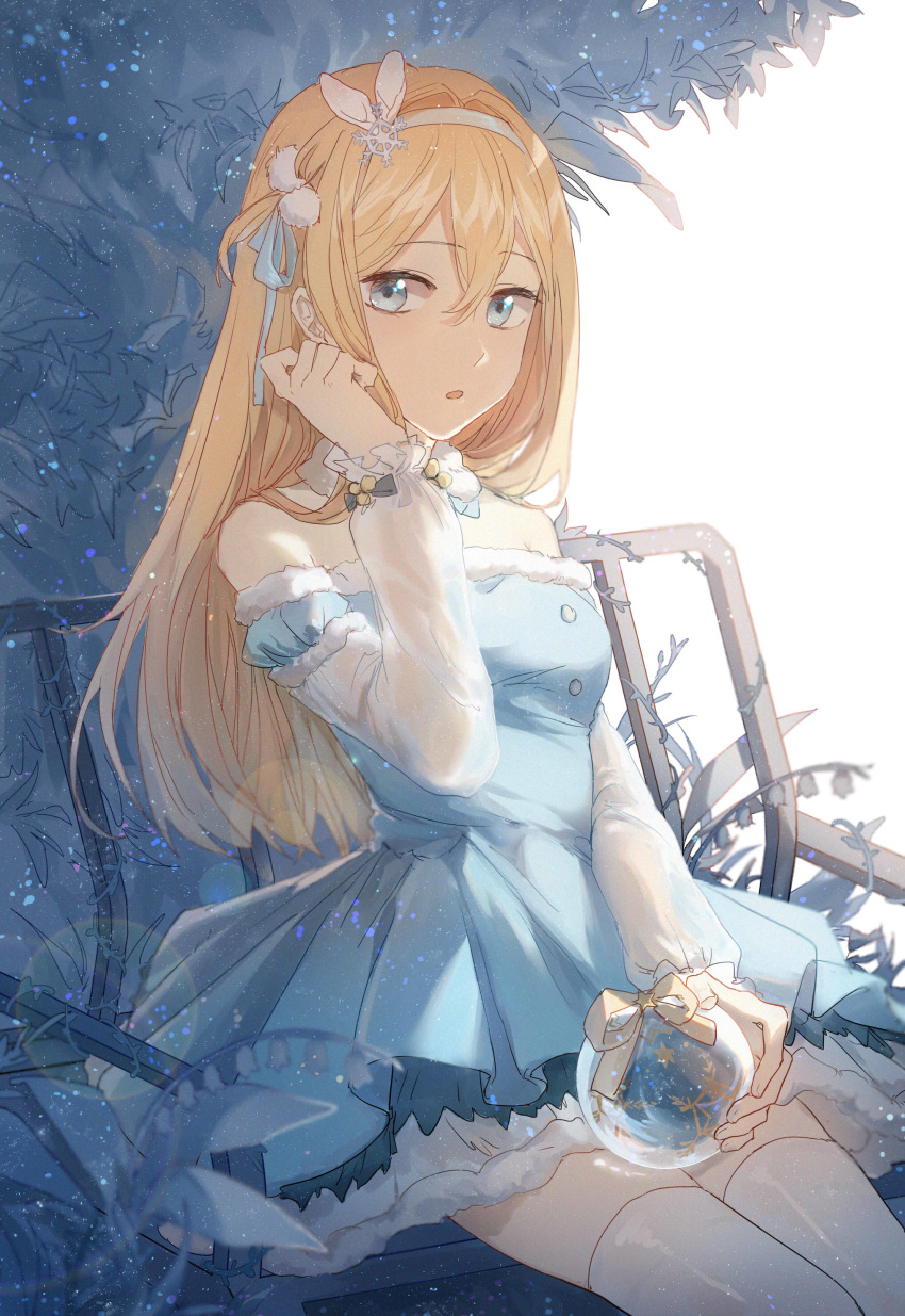 :o absurdres adjusting_hair bench blonde_hair blue_dress blue_eyes breasts candy_(pixiv15231759) chinese_commentary commentary_request detached_collar dress female fur-trimmed_dress fur-trimmed_sleeves fur_collar fur_trim girls'_frontline hair_between_eyes hair_ornament hairband hand_up highres holding layered_dress lens_flare light_particles long_hair long_sleeves looking_at_viewer off-shoulder_dress off_shoulder official_alternate_costume one_side_up open_mouth plant ribbon see-through sitting small_breasts snow_globe snowflake_hair_ornament solo star_(symbol) straight_hair suomi_(girls'_frontline) suomi_(korvatunturi_pixie)_(girls'_frontline) thighhighs very_long_hair white_hair white_hairband yellow_ribbon zettai_ryouiki