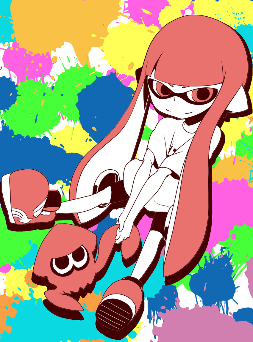 bike_shorts buki56 commentary_request female highres inkling inkling_girl inkling_player_character limited_palette long_hair multicolored_background paint_splatter pointy_ears red_eyes red_hair shirt shoes smile sneakers splatoon_(series) splatoon_1 splatoon_2 squid t-shirt tentacle_hair