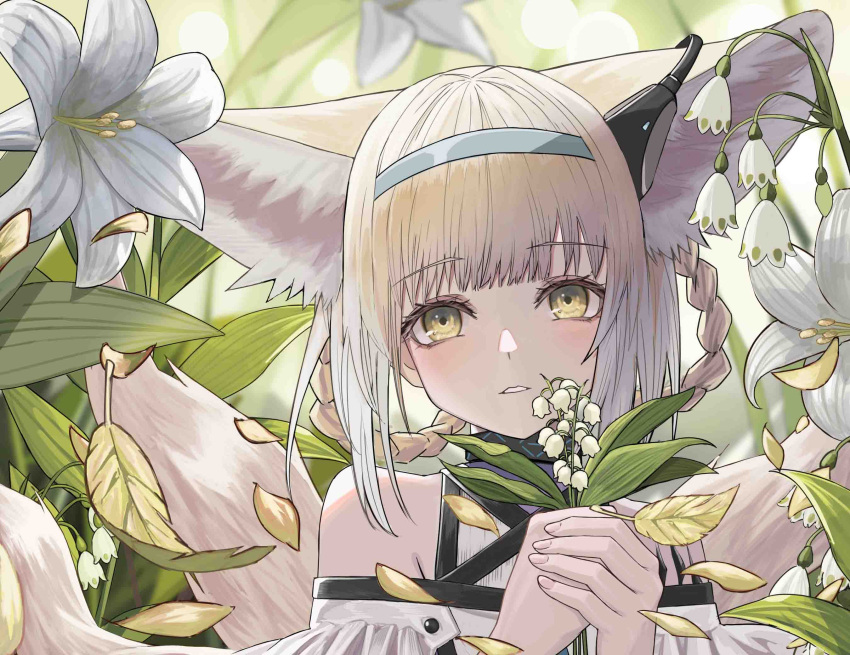 animal_ears arknights bare_shoulders blonde_hair blue_hairband braid commentary_request earpiece extra_ears female flower fox_ears fox_girl fox_tail hairband hands_up highres holding holding_flower lily_(flower) lily_of_the_valley long_hair material_growth meganeno_dokitsui multicolored_hair multiple_tails name_connection object_namesake oripathy_lesion_(arknights) own_hands_together parted_lips short_hair snowbell_(flower) solo streaked_hair suzuran_(arknights) tail upper_body white_flower white_hair white_lily yellow_eyes