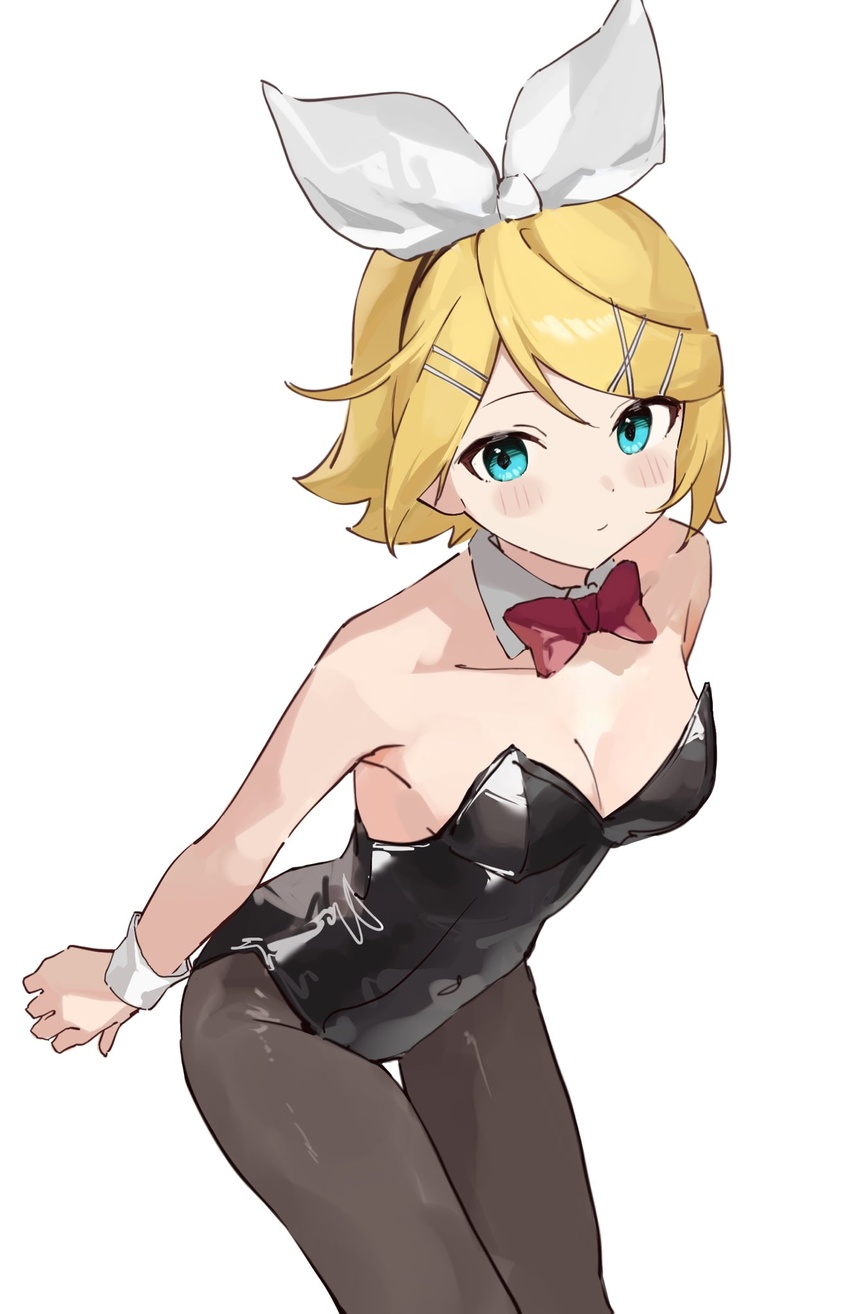 armpits black_leotard black_pantyhose blonde_hair blue_eyes bow bowtie expressionless female highres kagamine_rin leaning_forward leotard pantyhose playboy_bunny rakugaki_ningen red_bow red_bowtie solo vocaloid white_background