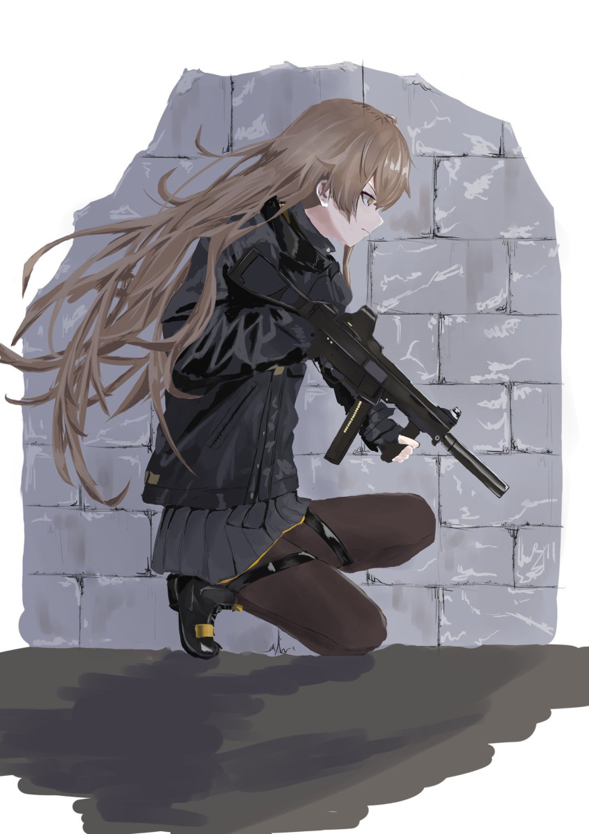 bad_proportions black_footwear black_gloves black_jacket black_pantyhose brown_eyes closed_mouth female fingerless_gloves full_body girls'_frontline gloves grey_skirt gun h&k_ump highres holding holding_gun holding_weapon jacket light_brown_hair long_hair looking_away on_one_knee pantyhose pleated_skirt protected_link serious shell_jacket shoes simple_background skirt solo submachine_gun ump45_(girls'_frontline) ump45_(winter_journey)_(girls'_frontline) wall weapon wh1te