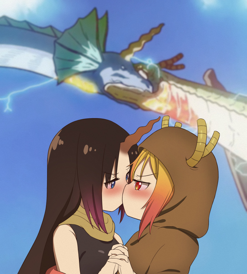 2girls bare_shoulders biting black_hair blonde_hair blue_eyes blush commentary dragon dragon_girl dragon_horns electricity elma_(dragon)_(maidragon) elma_(maidragon) from_side gradient_hair highres holding_hands hood horns interlocked_fingers kissing kobayashi-san_chi_no_maidragon multicolored_hair multiple_girls nebulius orange_eyes pink_hair profile single_horn slit_pupils tohru_(dragon)_(maidragon) tohru_(maidragon) upper_body yuri