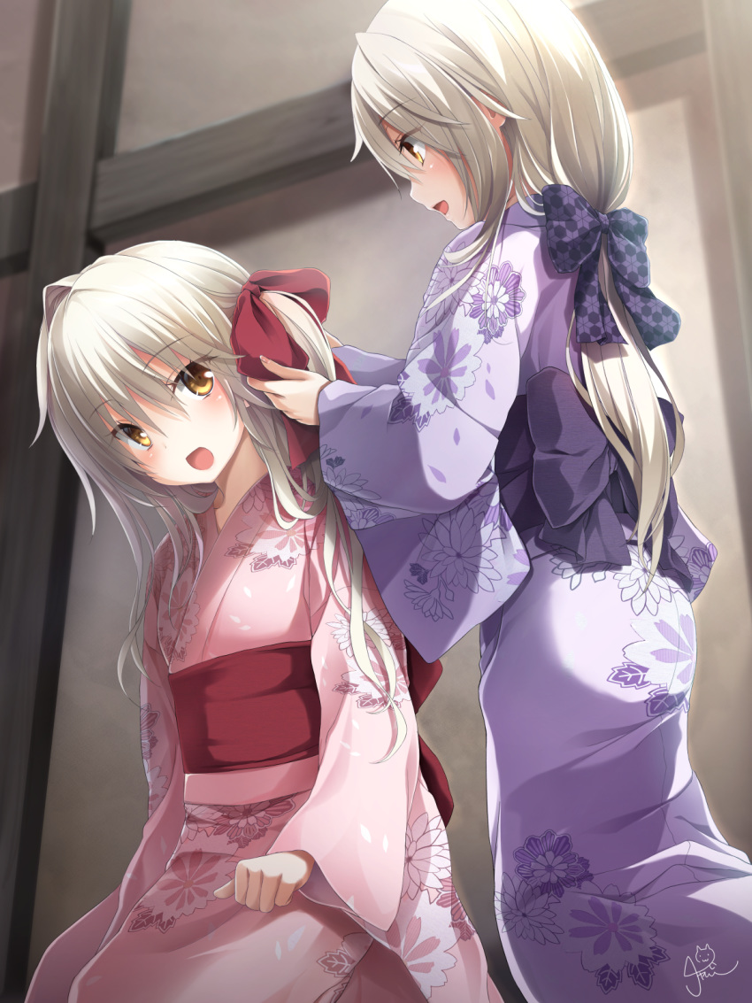 2girls :d amatsutsumi back_bow bow brown_eyes chaamii commentary_request floral_print hair_between_eyes hairbow highres indoors japanese_clothes kimono koizuka_mana_(amatsutsumi) koizuka_nozomi_(amatsutsumi) long_hair low_ponytail multiple_girls obi open_mouth pink_kimono ponytail print_kimono profile purple_bow purple_kimono red_bow sash signature sitting smile spoilers standing very_long_hair white_hair