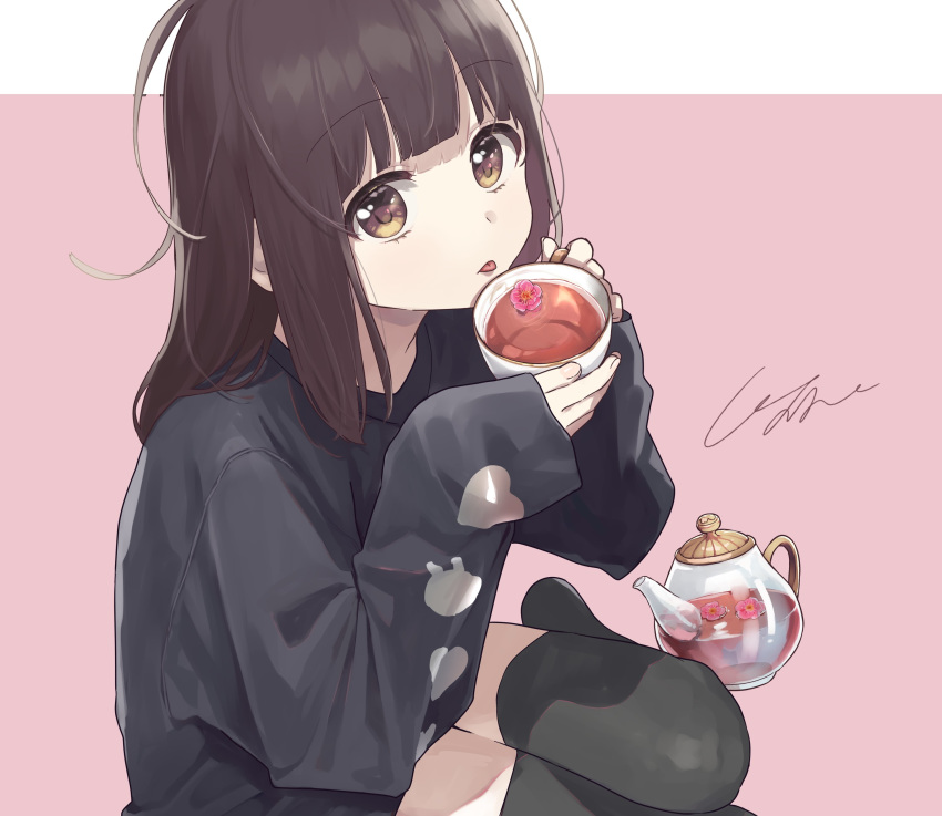 :p absurdres black_shirt black_tea black_thighhighs blunt_bangs brown_eyes brown_hair cup female flower flower_on_liquid glass glass_teapot highres holding holding_cup long_sleeves looking_at_viewer medium_hair messy_hair nanase_kurumi_(menhera-chan) no_shoes original oversized_clothes pink_background pink_flower pomu_(joynet) shirt signature simple_background sitting sleeves_past_wrists solo tea teacup teapot thighhighs tongue tongue_out transparent