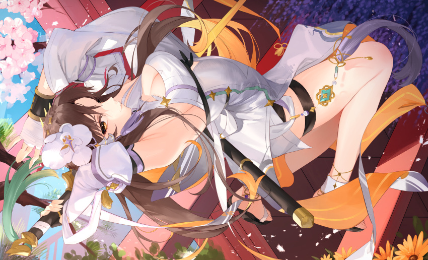 adin_(epic_seven) armpits arms_up bandaged_hand bandages bare_shoulders breasts brown_hair cleavage cleavage_cutout clothing_cutout detached_sleeves dress epic_seven female from_side highres holding holding_sword holding_weapon koyo_akio long_hair long_sleeves looking_at_viewer medium_breasts orange_eyes pelvic_curtain sandals sleeveless sleeveless_dress smile solo sword thigh_strap thighs weapon white_dress