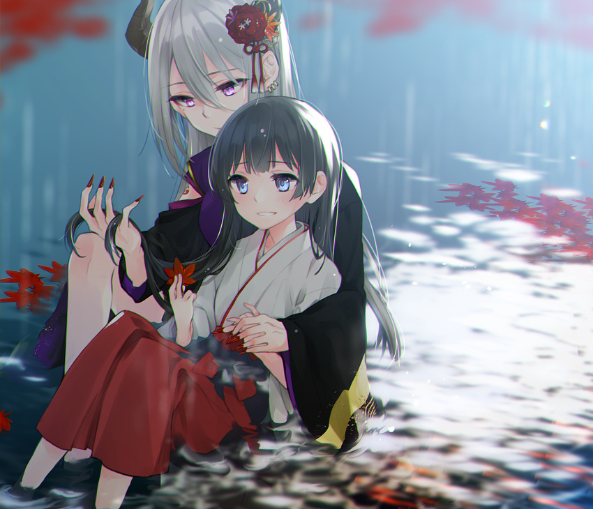 2girls alternate_costume black_hair blue_eyes grey_hair hakama hakama_skirt highres higuchi_kaede higuchi_kaede_(5th_costume) horns japanese_clothes long_hair miko mole mole_under_eye multiple_girls myama nijisanji oni oni_horns partially_submerged purple_eyes red_hakama skirt smile tsukino_mito tsukino_mito_(8th_costume) very_long_hair virtual_youtuber wide_sleeves