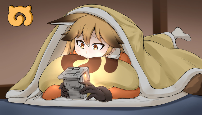 animal_ears black_gloves blonde_hair blush brown_eyes brown_hair closed_mouth commentary_request ezo_red_fox_(kemono_friends) female fox_ears fox_tail full_body fur_trim futon game_boy game_boy_(original) gloves hair_between_eyes handheld_game_console head_tilt holding indoors japari_symbol japari_symbol_print kagura_roku kemono_friends long_sleeves lying multicolored_hair on_stomach pillow playing_games print_pillow solo tail two-tone_hair under_covers white_legwear