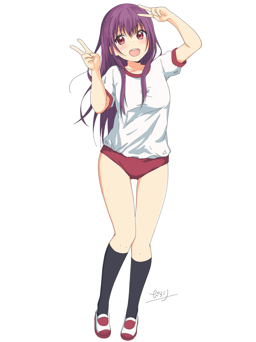 :d absurdres arm_up black_socks buruma collarbone commentary_request double_v female full_body gym_shorts gym_uniform hayasaka_akari highres kneehighs kokuhaku_jikkou_iinkai long_hair open_mouth pilolimaru purple_hair red_buruma red_eyes shirt shoes short_sleeves shorts signature simple_background smile socks solo standing teeth upper_teeth_only uwabaki v white_background white_footwear white_shirt