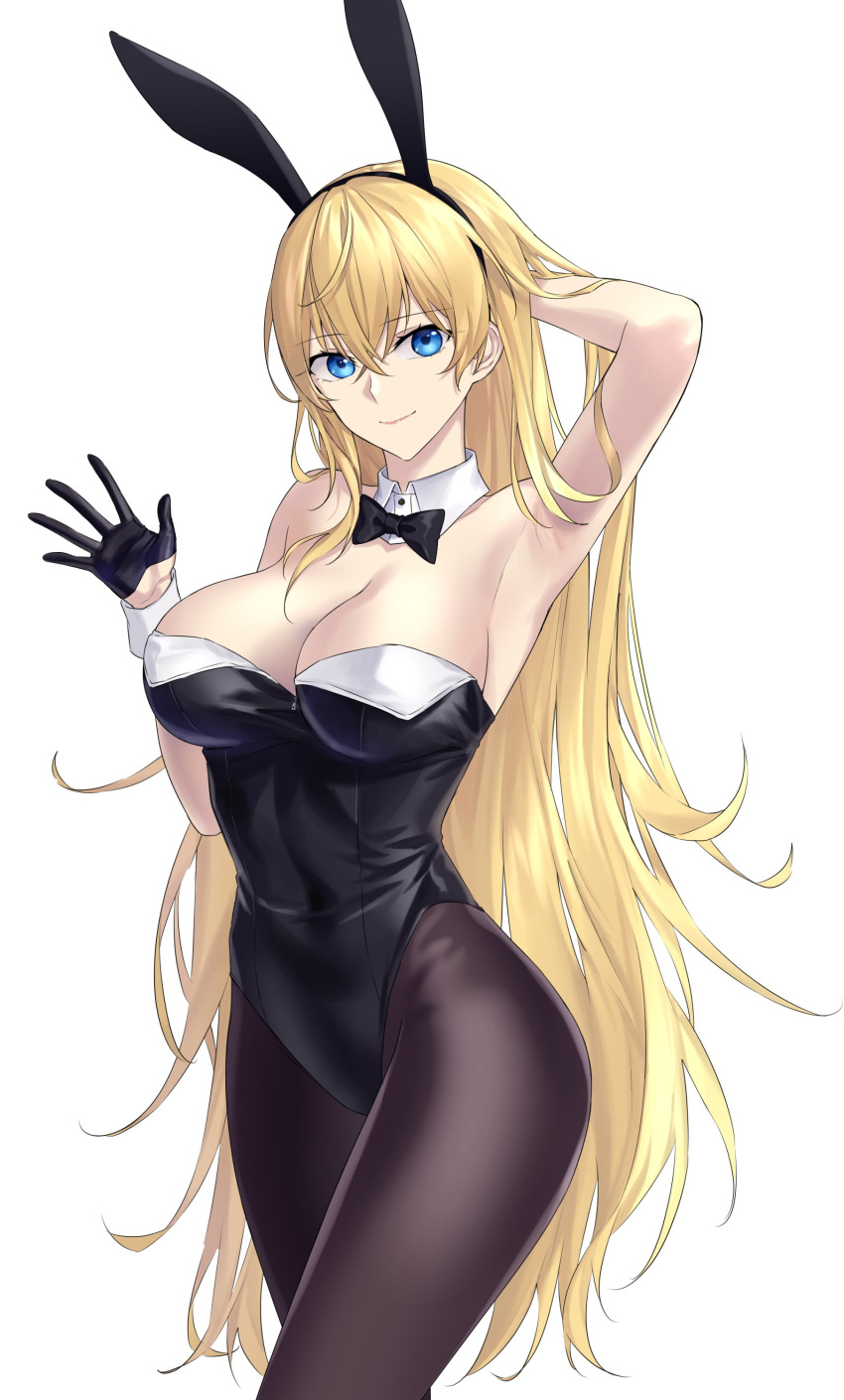 absurdres animal_ears arm_behind_head arm_up azur_lane black_bow black_bowtie black_gloves black_leotard black_pantyhose blonde_hair blue_eyes bow bowtie breasts commentary covered_navel cowboy_shot detached_collar fake_animal_ears female gloves highres large_breasts leotard long_hair looking_at_viewer north_carolina_(azur_lane) pantyhose playboy_bunny rabbit_ears simple_background smile solo strapless strapless_leotard suprii very_long_hair white_background