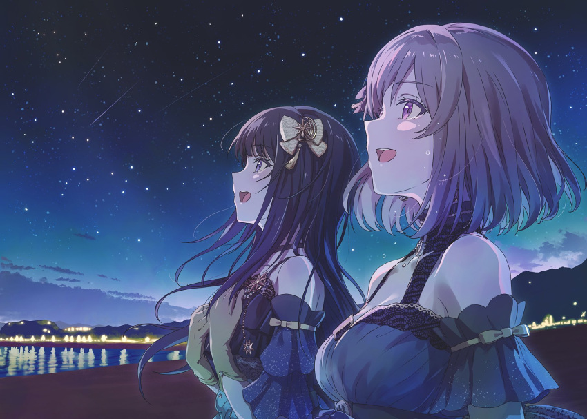 2girls :d ayano_yuu_(sonma_1426) bare_shoulders black_choker blue_dress bob_cut bow breasts choker cloud crying crying_with_eyes_open detached_sleeves dress earrings from_side gloves grey_hair hair_ornament hairbow hands_on_own_chest highres idoly_pride jewelry kanzaki_rio lake large_breasts long_bangs long_hair medium_breasts mountainous_horizon multiple_girls nagase_kotono night night_sky open_mouth outdoors profile purple_eyes purple_hair reflection shooting_star short_hair short_sleeves side-by-side sidelocks sky sleeveless sleeveless_dress smile star_(sky) starry_sky straight_hair tears teeth upper_body upper_teeth_only water yellow_bow yellow_gloves