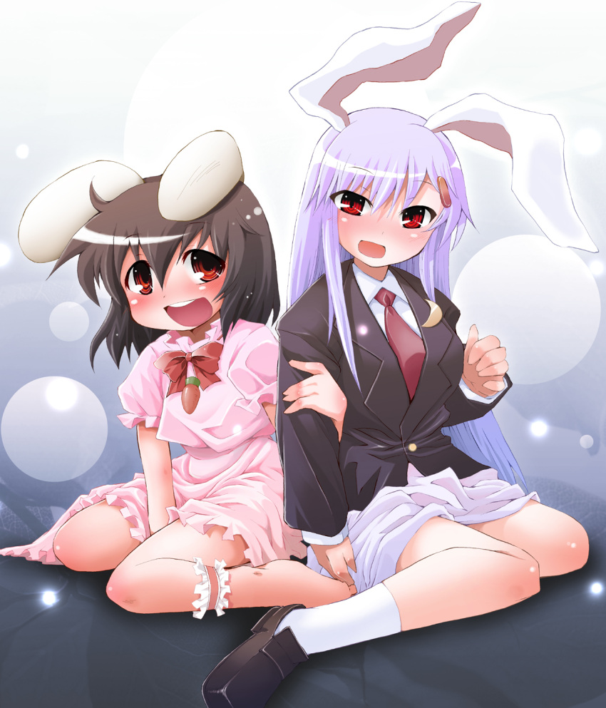 2girls animal_ears bad_id bad_pixiv_id barefoot blazer blush brown_hair fuurisuto highres inaba_tewi jacket long_hair multiple_girls purple_hair rabbit_ears red_eyes reisen_udongein_inaba short_hair touhou