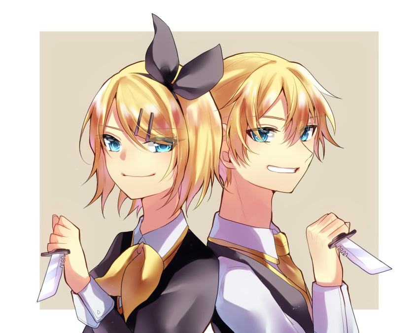 aqua_eyes arte_(evillious_nendaiki) aryuma772 ascot black_bow bow brother_and_sister commentary evillious_nendaiki grin hair_ornament hairbow hairclip highres holding holding_knife kagamine_len kagamine_rin knife neckerchief necktie pollo_(evillious_nendaiki) shirt short_hair siblings sleeveless_blazer smile twins vocaloid yellow_neckerchief yellow_necktie