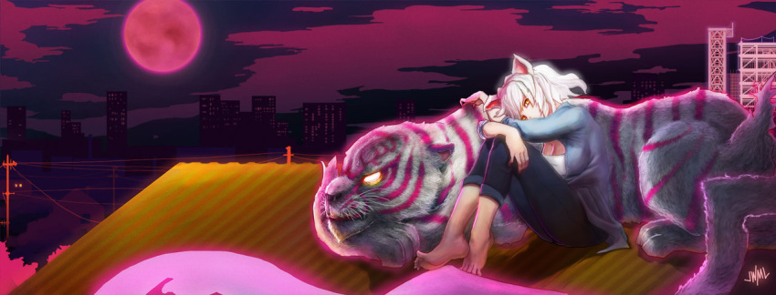 animal animal_ears barefoot black_hanekawa breasts cat_ears cleavage denim female hanekawa_tsubasa jeans justin_leyva_(steamy_tomato) kako_(monogatari) large_breasts monogatari_(series) moon night oversized_animal pants shirt short_hair sitting slit_pupils t-shirt tiger white_hair white_shirt yellow_eyes