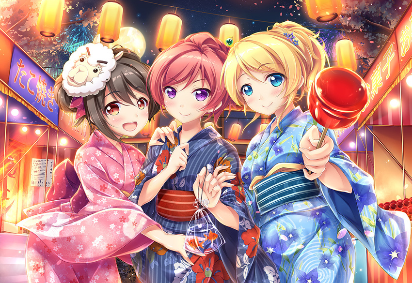 3girls :d alpaca ayase_eli bad_id bad_pixiv_id bibi_(love_live!) black_hair blonde_hair blue_eyes blush candy_apple fish food girl_sandwich goldfish hand_on_another's_shoulder japanese_clothes kimono lantern long_hair looking_at_viewer love_live! love_live!_school_idol_project mask multiple_girls nishikino_maki open_mouth paper_lantern photoshop_(medium) ponytail purple_eyes red_eyes red_hair sandwiched shirakawako short_hair smile summer_festival twintails yazawa_nico yukata