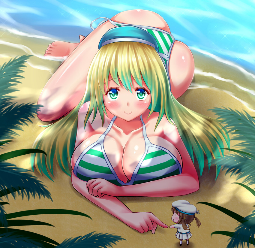 atago_(kancolle) barefoot beach bikini blonde_hair breasts cleavage commentary_request fairy_(kancolle) female green_eyes hat highres kantai_collection large_breasts long_hair stir255 striped_bikini striped_clothes swimsuit