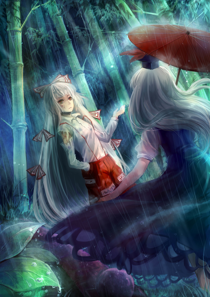 2girls absurdres bamboo bamboo_forest blue_hair bow commentary dress forest fujiwara_no_mokou guan_tang_baozi hair_ribbon hairbow hat highres kamishirasawa_keine long_hair multiple_girls nature rain red_eyes ribbon suspenders torn_clothes touhou umbrella white_hair