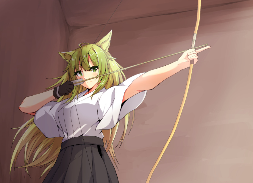 aiming animal_ears archery arrow_(projectile) atalanta_(fate) black_gloves black_hakama blonde_hair blush bow_(weapon) breasts cat_ears cat_girl closed_mouth commentary_request cowboy_shot fate/apocrypha fate_(series) female gloves gradient_hair green_eyes green_hair hakama hakama_skirt hakuhou_(ende_der_welt) highres holding holding_weapon japanese_clothes kimono long_hair medium_breasts multicolored_hair outstretched_arm short_sleeves single_glove skirt solo weapon white_kimono wide_sleeves