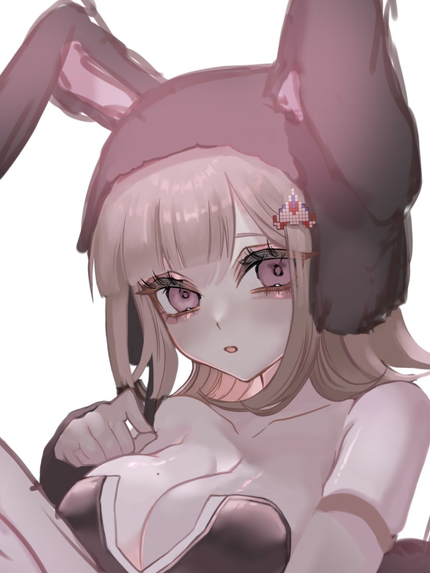 animal_hood breasts collarbone danganronpa_(series) danganronpa_2:_goodbye_despair female galaga hair_ornament hand_up highres hood large_breasts mi_loveyouuu mole mole_on_breast nanami_chiaki official_alternate_costume pink_eyes playboy_bunny rabbit_hood shiny_skin simple_background solo teeth white_background