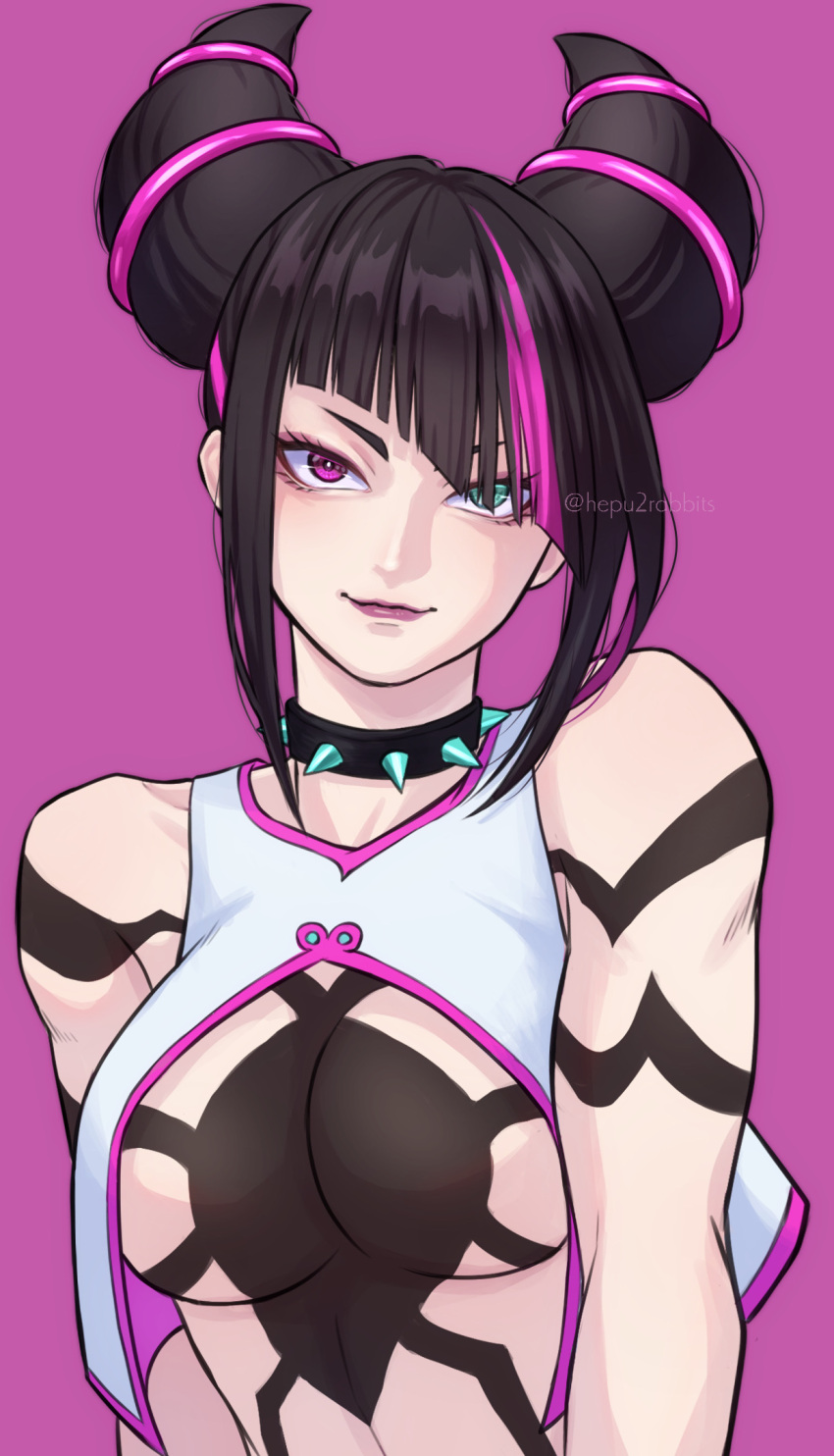 black_hair blue_eyes breasts closed_mouth collar commentary female hair_horns hepu2rabbits_(epuusa) heterochromia highres jewelry juri_han looking_at_viewer multicolored_hair purple_eyes short_hair simple_background smile solo spiked_collar spikes street_fighter street_fighter_6 symbol-only_commentary upper_body