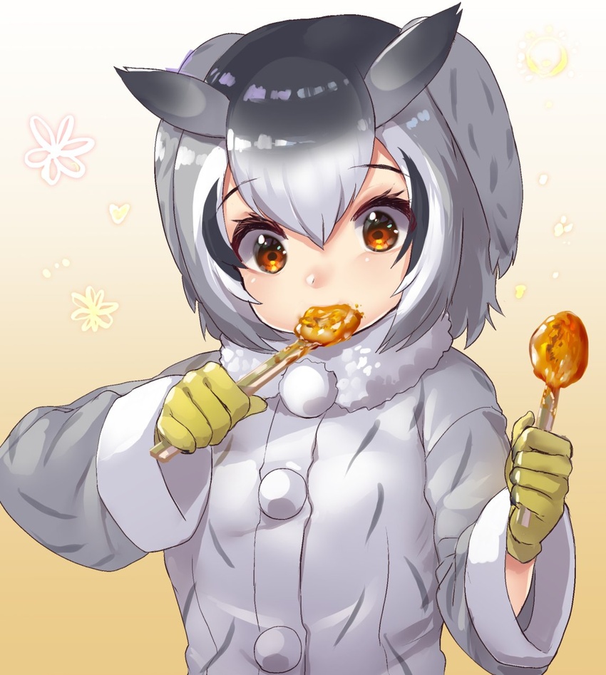 black_hair buttons coat commentary_request female food fur_collar fur_trim gloves grey_hair highres kemono_friends long_sleeves multicolored_hair northern_white-faced_owl_(kemono_friends) orange_eyes short_hair solo spoon tadano_magu upper_body utensil_in_mouth white_coat white_hair winter_clothes winter_coat yellow_gloves