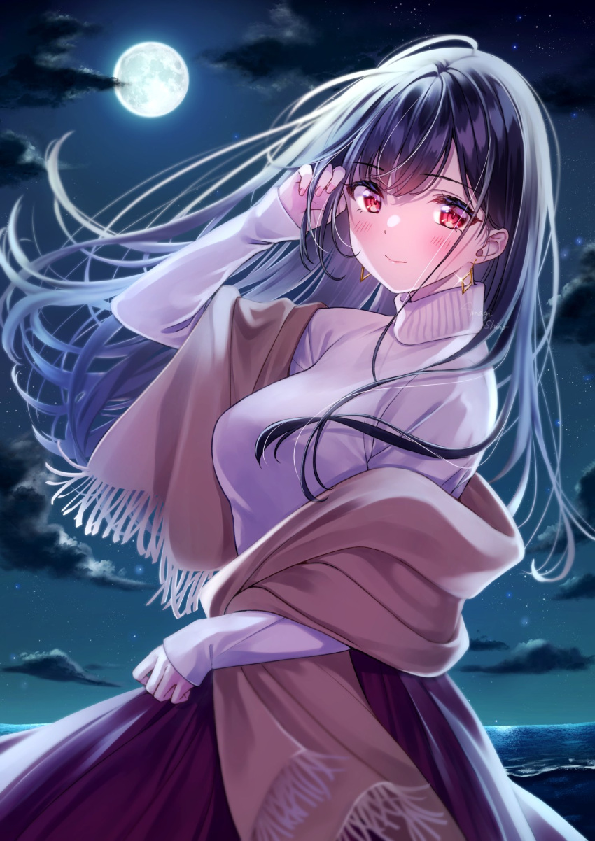 amagi_shino black_hair blush breasts brown_scarf earrings female from_side full_moon hand_up highres jewelry large_breasts long_hair long_sleeves looking_at_viewer moon night night_sky ocean original outdoors red_eyes scarf shirt sky smile solo sweater white_shirt white_sweater