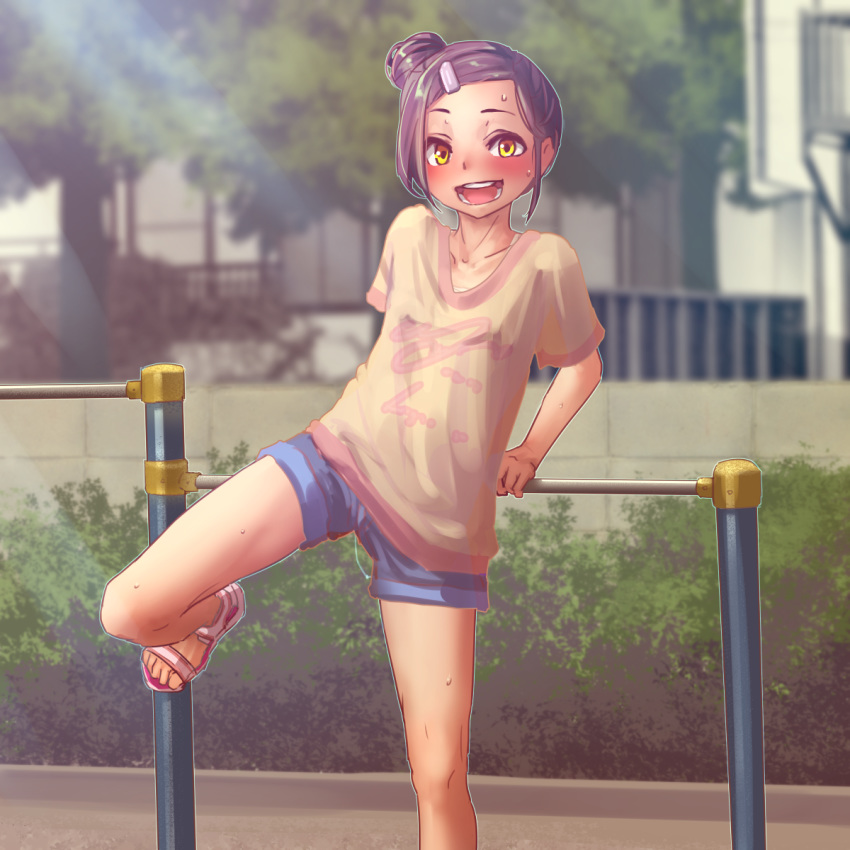 :d bare_legs blue_shorts blush brown_shirt bush collarbone commentary_request day female hair_bun hair_ornament hairclip highres leg_up looking_at_viewer open_mouth original outdoors round_teeth sandals shirt short_shorts short_sleeves shorts smile solo standing standing_on_one_leg sweat teeth tree upper_body yamada_(gotyui) yellow_eyes