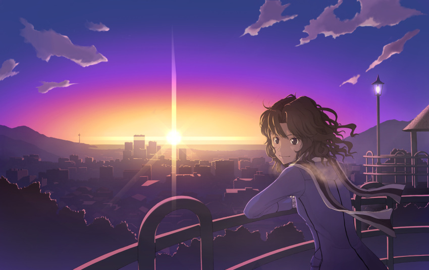 amagami breath city cloud commentary_request female gebo looking_at_viewer looking_back outdoors photoshop_(medium) scarf scenery sky smile solo sunset tanamachi_kaoru