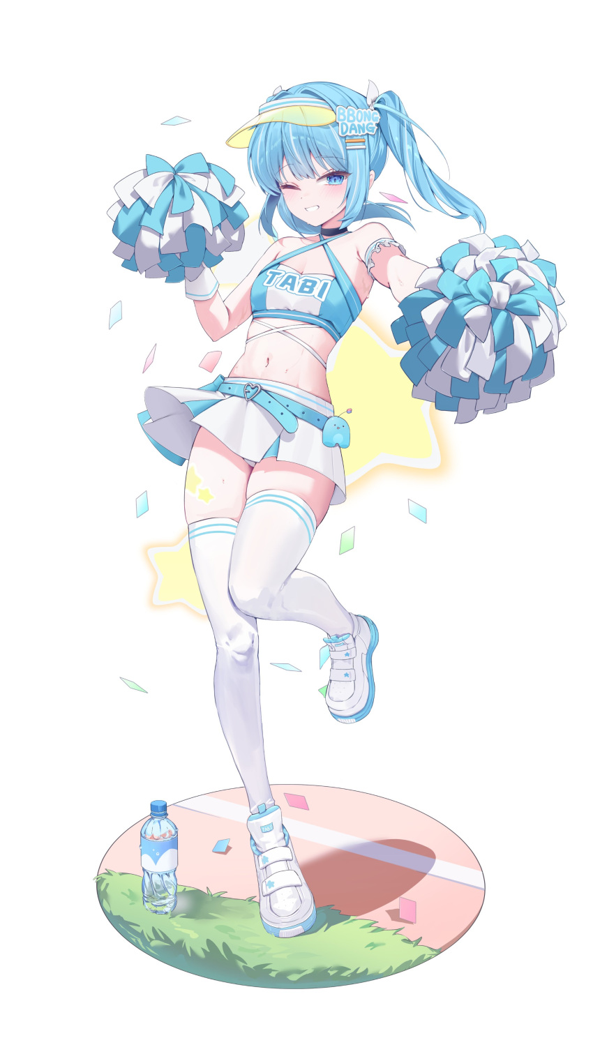 absurdres arahashi_tabi bare_shoulders belt blue_belt blue_eyes blue_hair bottle cheerleader female full_body hair_ornament hairclip hand_up highres holding holding_pom_poms looking_at_viewer medium_hair navel one_eye_closed parted_lips pom_pom_(cheerleading) shoes sidelocks simple_background skirt smile solo somyo_(s0my0) standing standing_on_one_leg stellive thighhighs twintails visor_cap water_bottle white_background white_footwear white_skirt white_thighhighs zettai_ryouiki