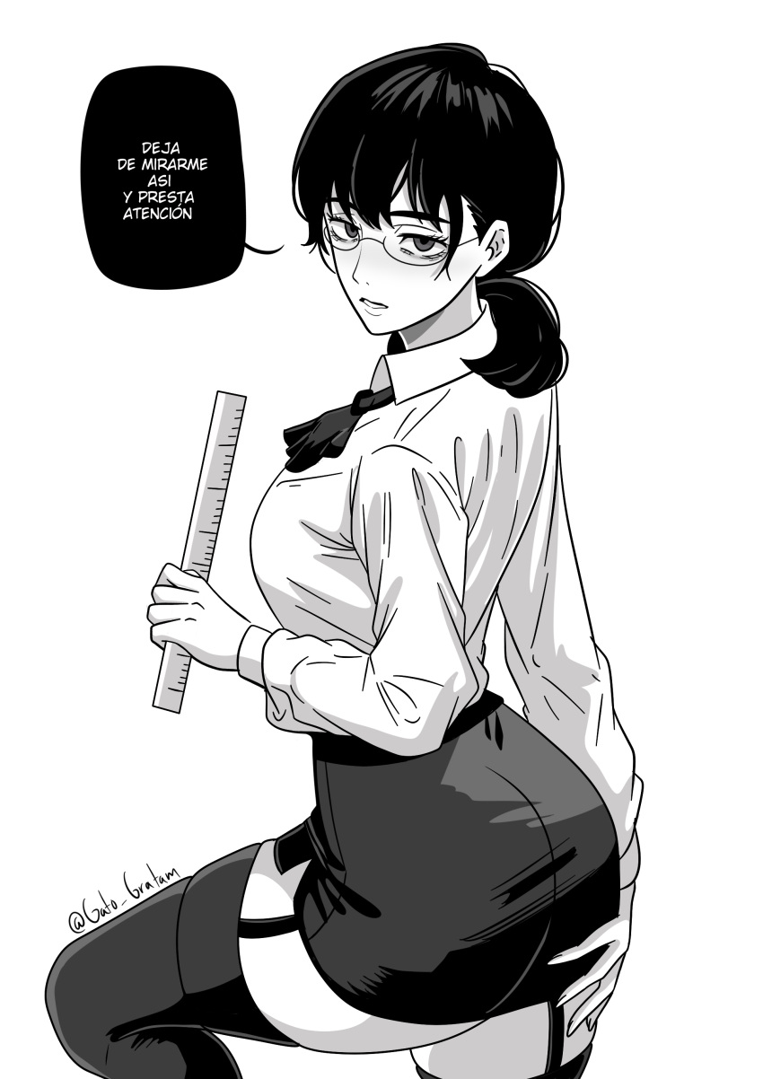 absurdres alternate_breast_size artist_name ass breasts chainsaw_man collared_shirt commentary female garter_straps glasses gratam greyscale hand_on_own_ass highres holding_ruler large_breasts long_hair long_sleeves looking_at_viewer miniskirt mitaka_asa monochrome parted_lips ruler shirt simple_background skirt solo spanish_commentary spanish_text speech_bubble thighhighs translated twitter_username white_background