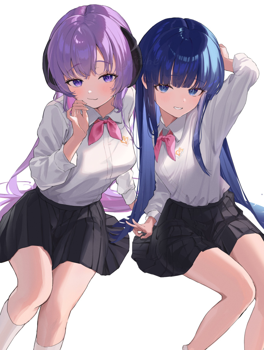 2girls absurdres black_skirt blue_eyes blue_hair breasts dress_shirt furude_rika hanyuu highres higurashi_no_naku_koro_ni horns kneehighs large_breasts light_blush long_hair multiple_girls oici_ne pleated_skirt purple_eyes purple_hair school_uniform shirt skirt small_breasts smile socks st._lucia_academy_school_uniform v white_background white_socks