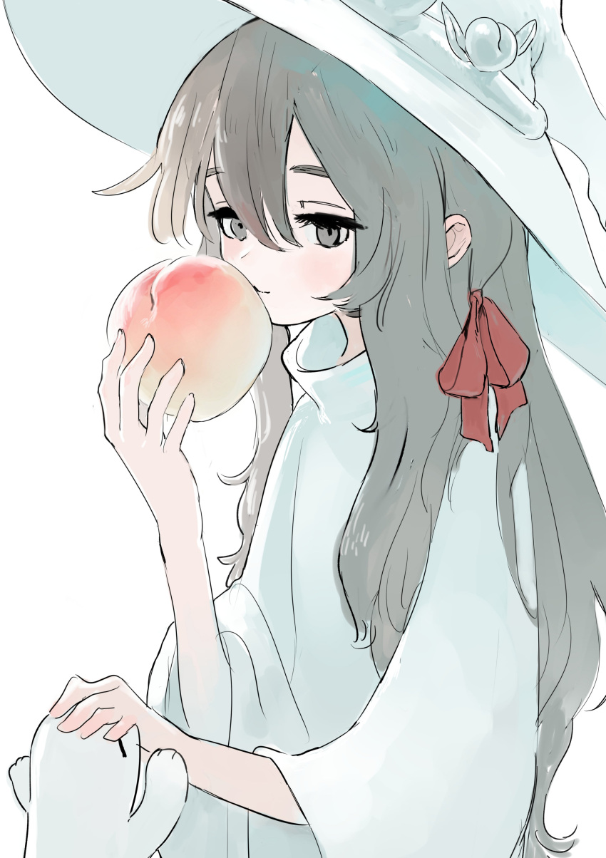 absurdres blush creature female food fruit gregor_(tsurunoka) grey_eyes grey_hair hair_between_eyes hair_ribbon hat highres holding holding_food holding_fruit lead_white_(tsurunoka) long_hair original peach red_ribbon ribbon simple_background solo tsumetai_(tsurunoka) upper_body white_background white_hat witch_hat