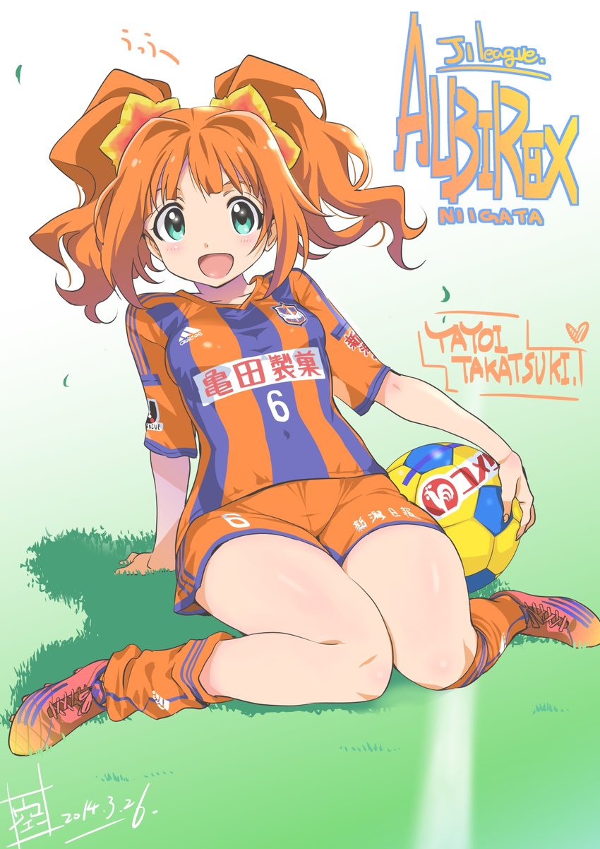 albirex_niigata blush color_connection dated female green_eyes highres idolmaster idolmaster_(classic) inoue_sora j._league long_hair looking_at_viewer open_mouth orange_hair orange_shorts shorts signature smile soccer soccer_uniform solo sportswear takatsuki_yayoi twintails