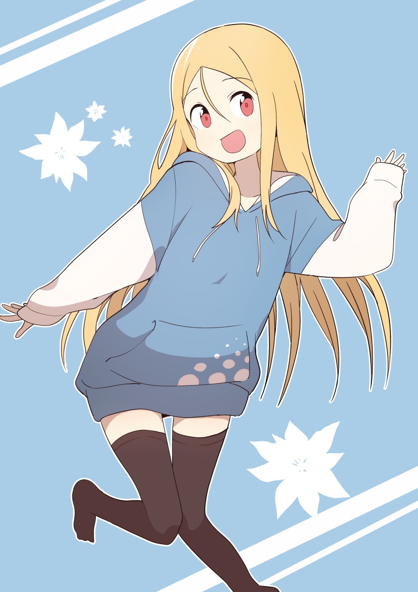 absurdres blonde_hair brown_thighhighs bural_chingu commentary female hair_between_eyes highres hood hoodie korean_commentary lee_ji-min long_hair long_sleeves looking_at_viewer luke_(dydansgur) open_mouth parted_bangs red_eyes simple_background sleeves_past_wrists smile solo standing thighhighs